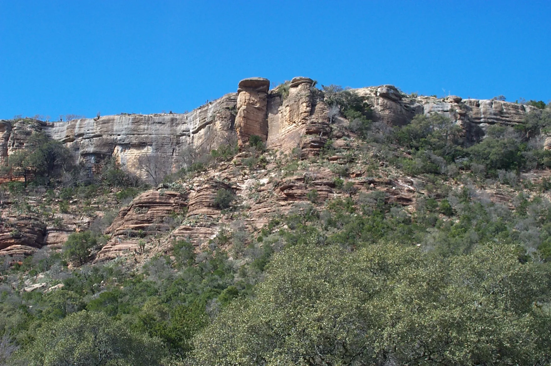 packsaddle mountain in kingsland, tx